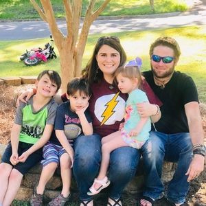 Meet your Posher, Auburn